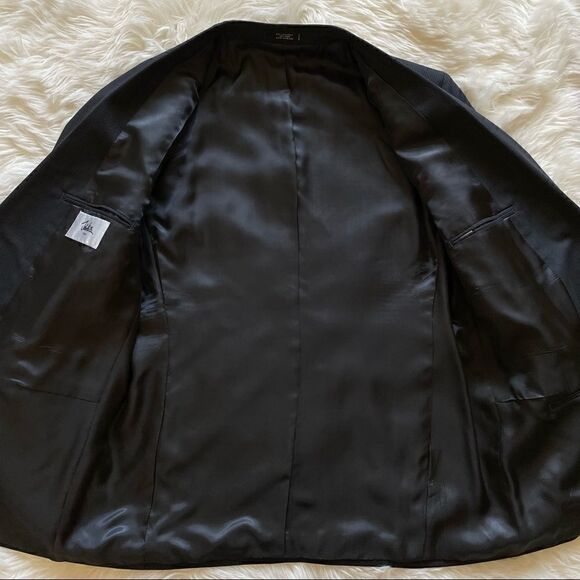 John Weitz Studios Pencil Stripe Wool 2 Piece Suit Black Size 42R Portly - Picture 9 of 13